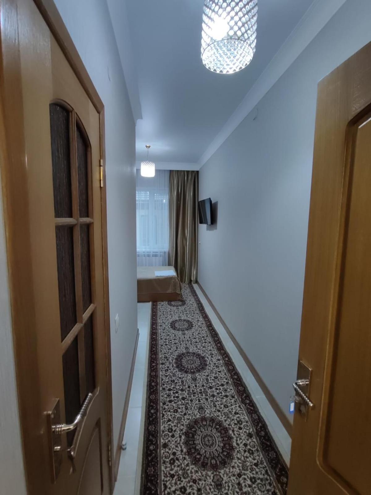 Hotel Gostinitsa Grand Kyzylorda Exterior foto
